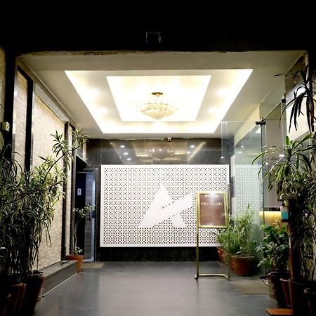 Hotel Blue Pearl Bhopal Buitenkant foto