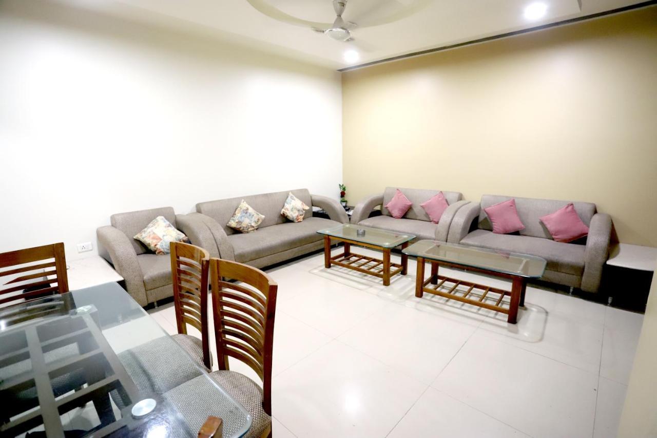 Hotel Blue Pearl Bhopal Buitenkant foto