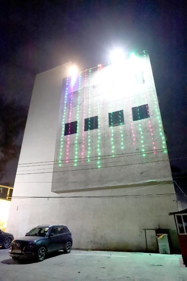 Hotel Blue Pearl Bhopal Buitenkant foto